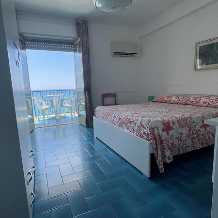 Hotel Ristorante Mareblu Amantea Εξωτερικό φωτογραφία