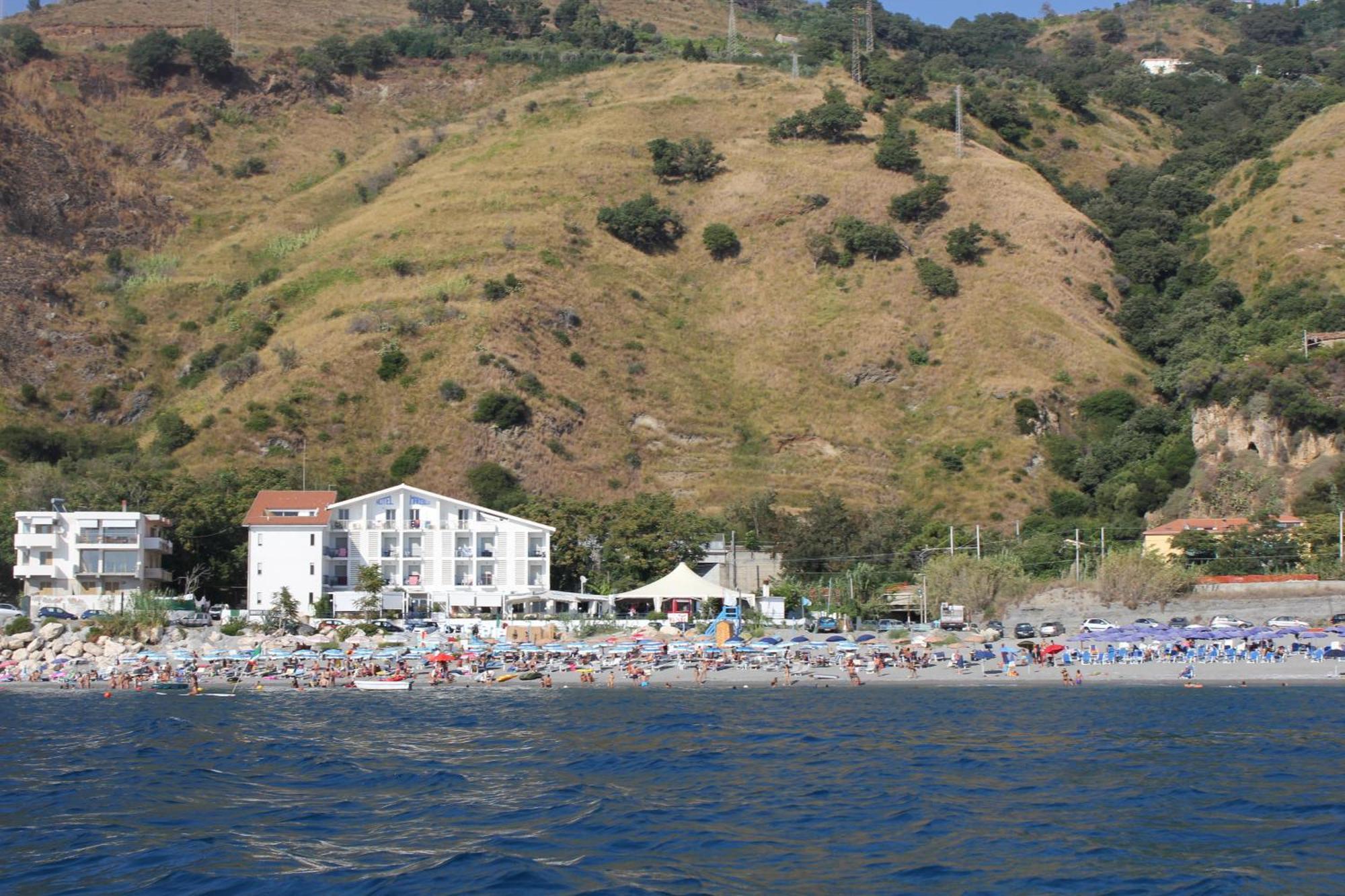 Hotel Ristorante Mareblu Amantea Εξωτερικό φωτογραφία