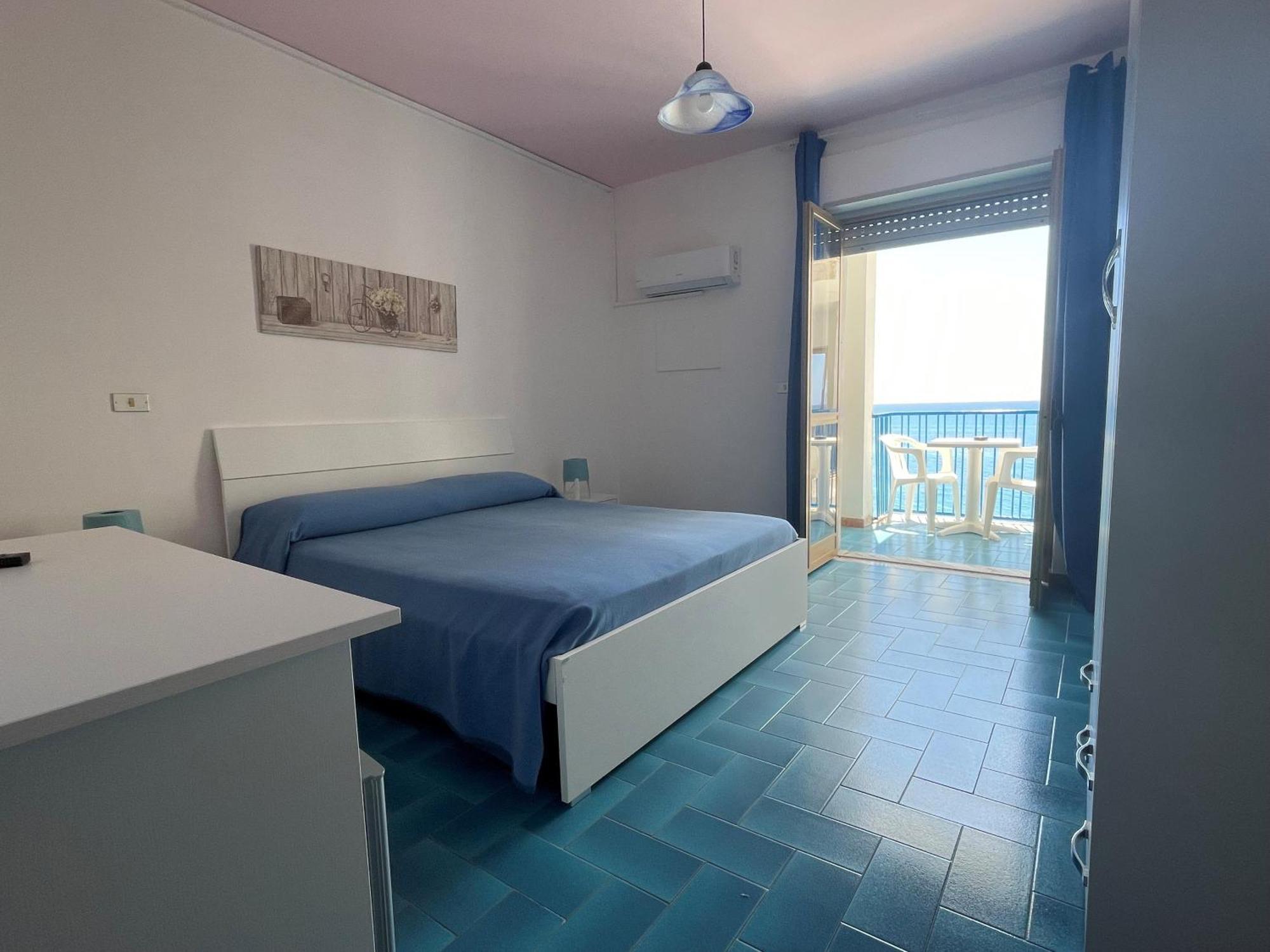 Hotel Ristorante Mareblu Amantea Εξωτερικό φωτογραφία